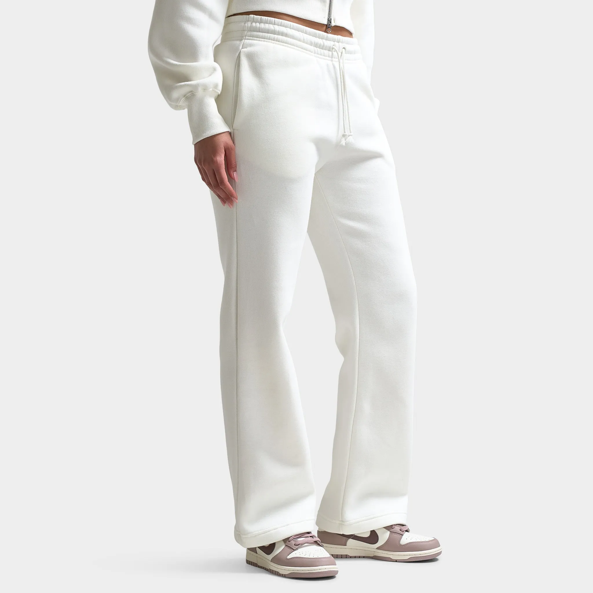 Nike Sportswear Women's Phoenix Fleece Mid-Rise Open-Hem Pants Sail / Black