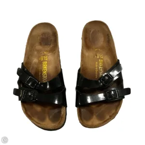 Sandals Flats By Birkenstock In Black, Size: 6