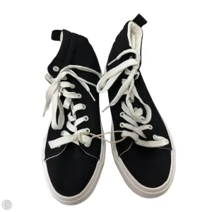 Shoes Flats By Clothes Mentor In Black & White, Size: 11