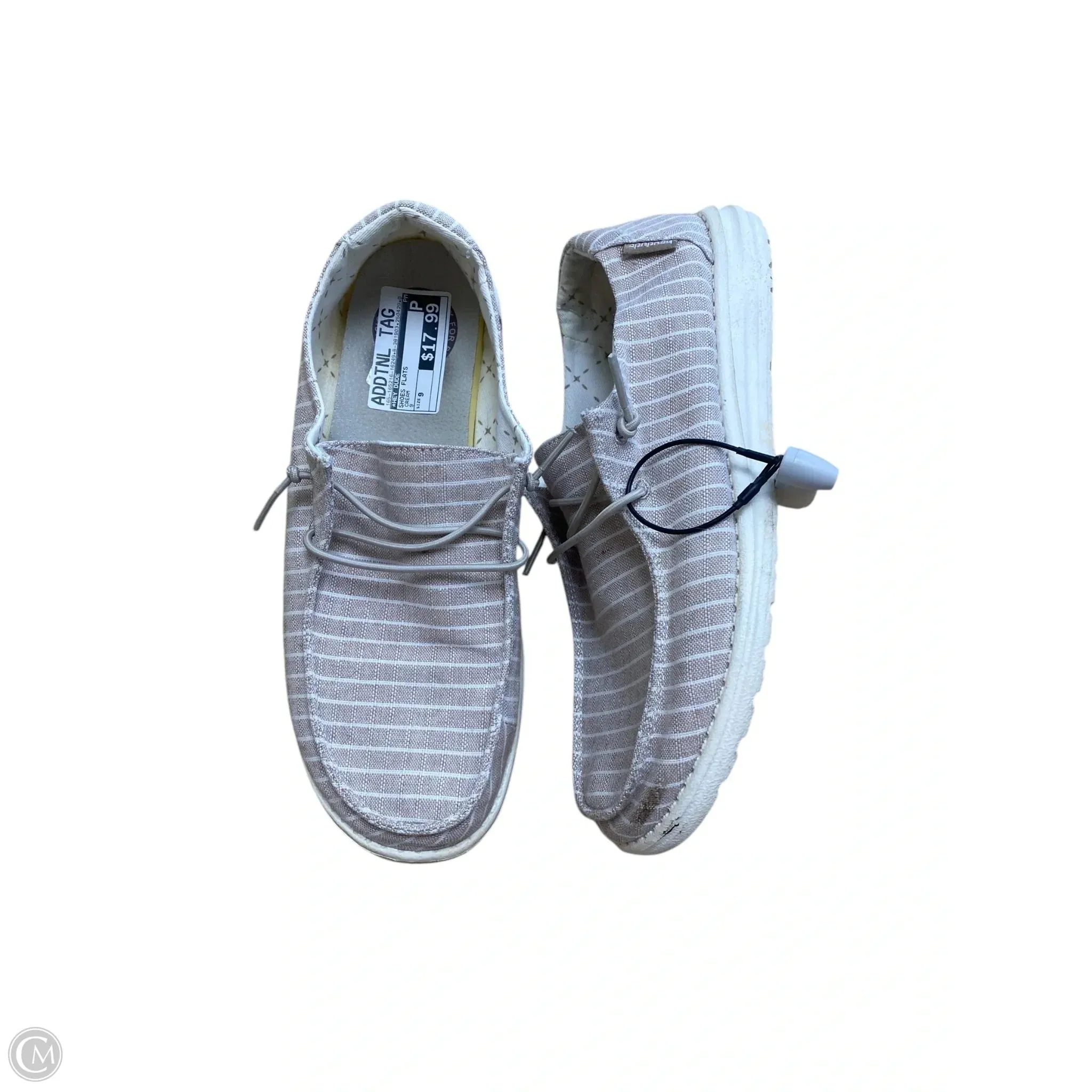 Shoes Flats By Hey Dude In Cream, Size: 9