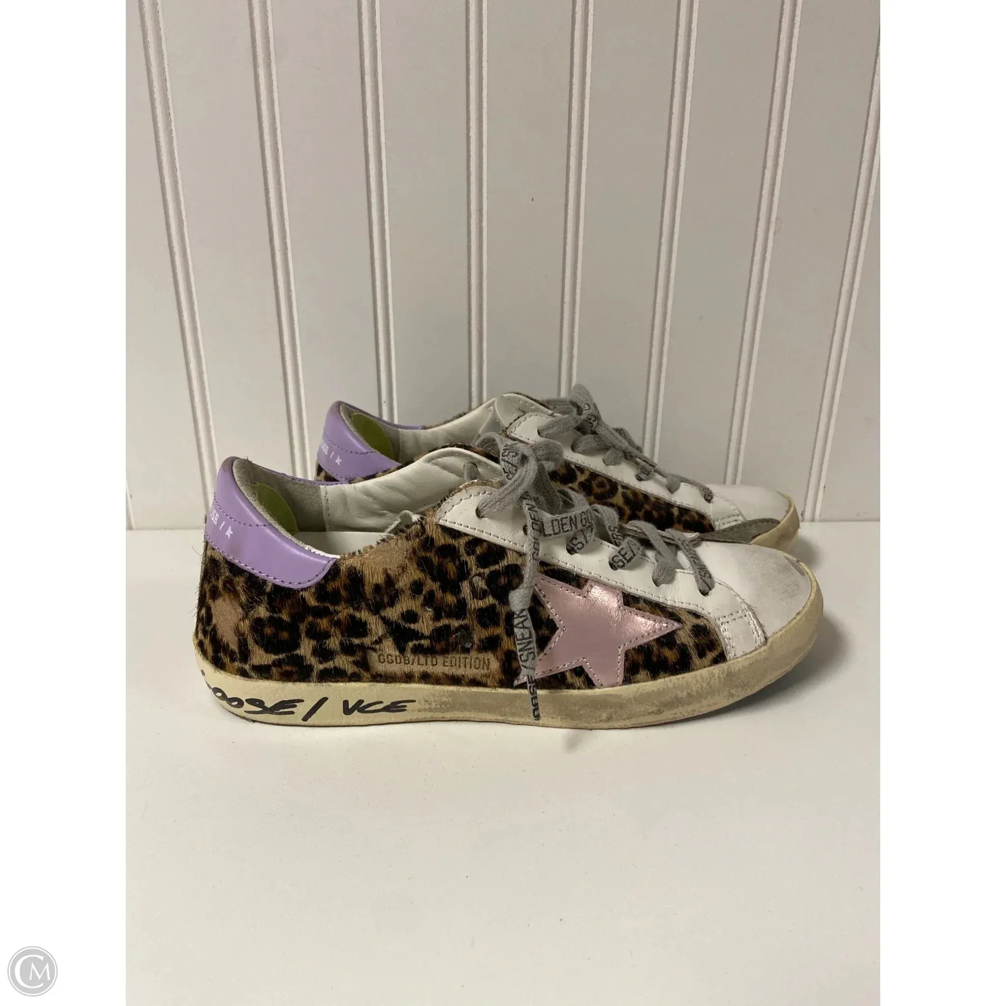 Shoes Luxury Designer By Golden Goose In Animal Print, Size: 6