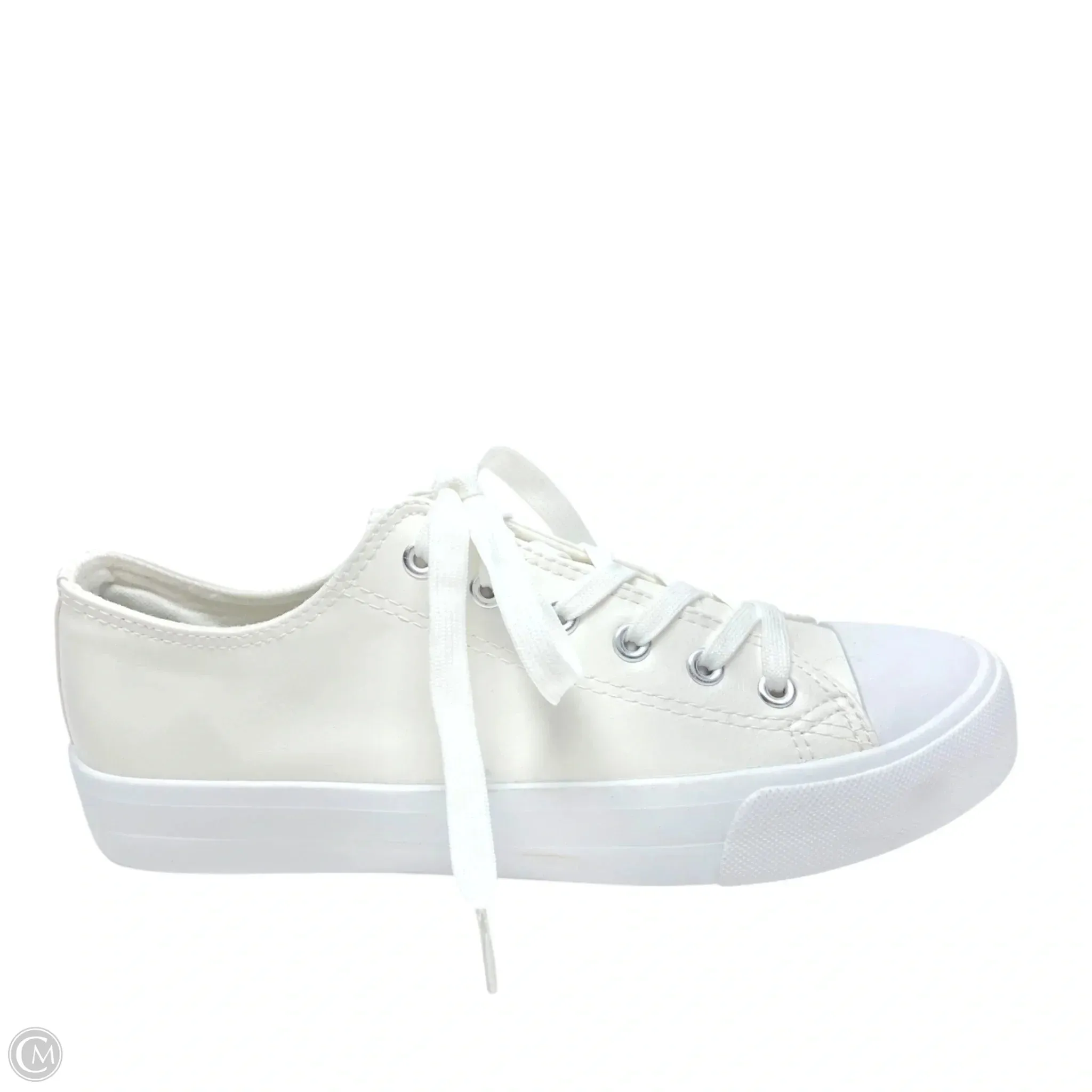 Shoes Sneakers By Cmf In White, Size: 8
