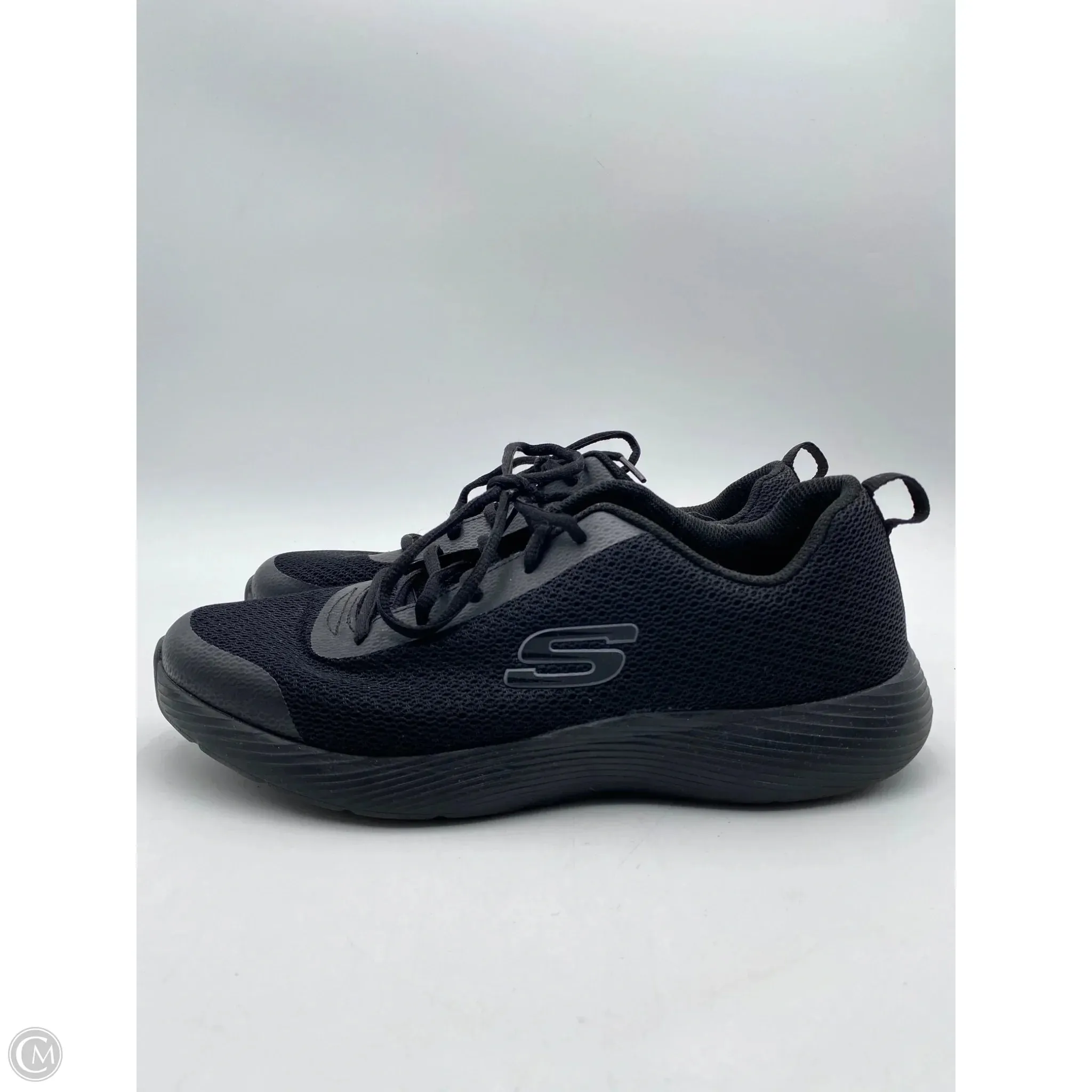 Shoes Sneakers By Skechers In Black, Size: 10