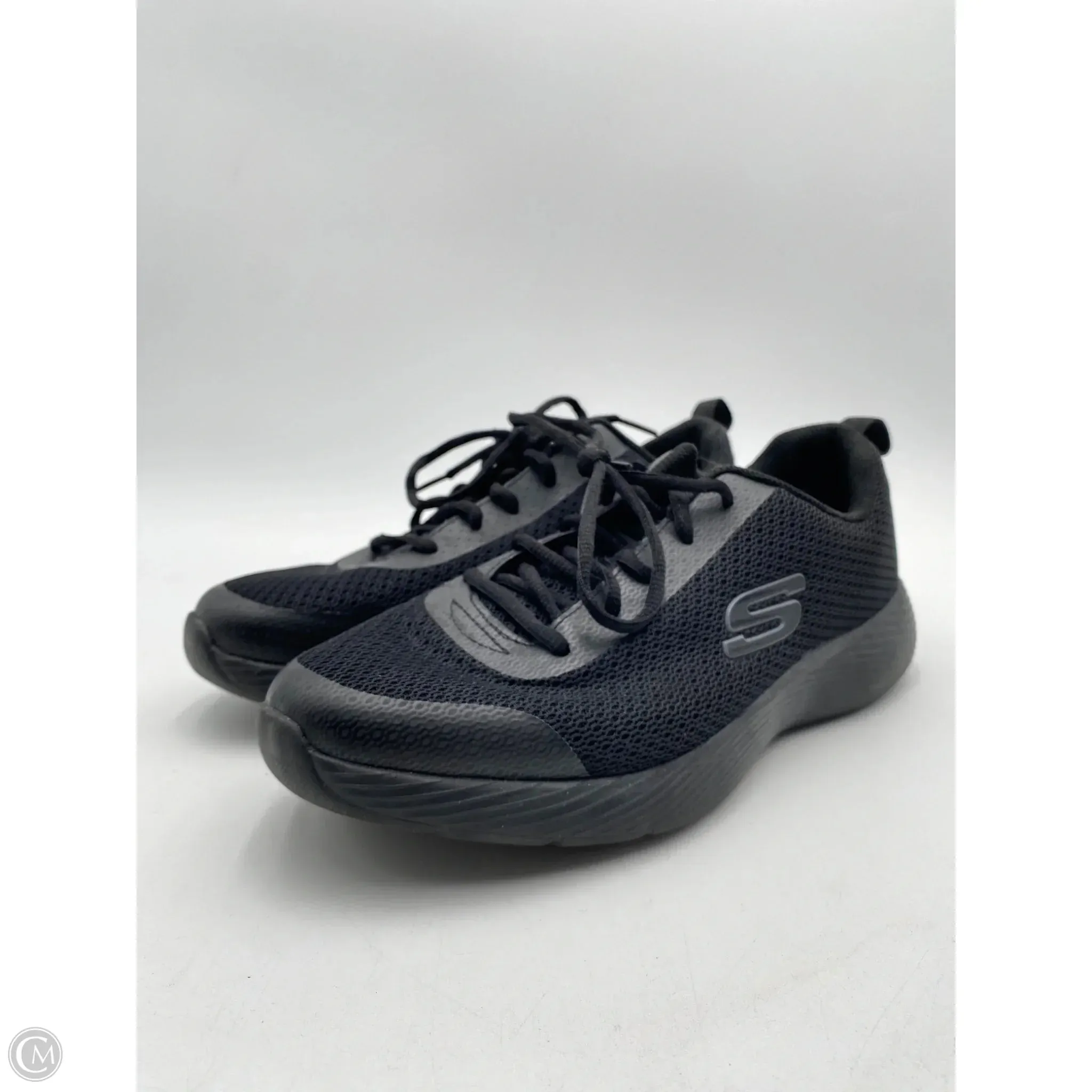 Shoes Sneakers By Skechers In Black, Size: 10