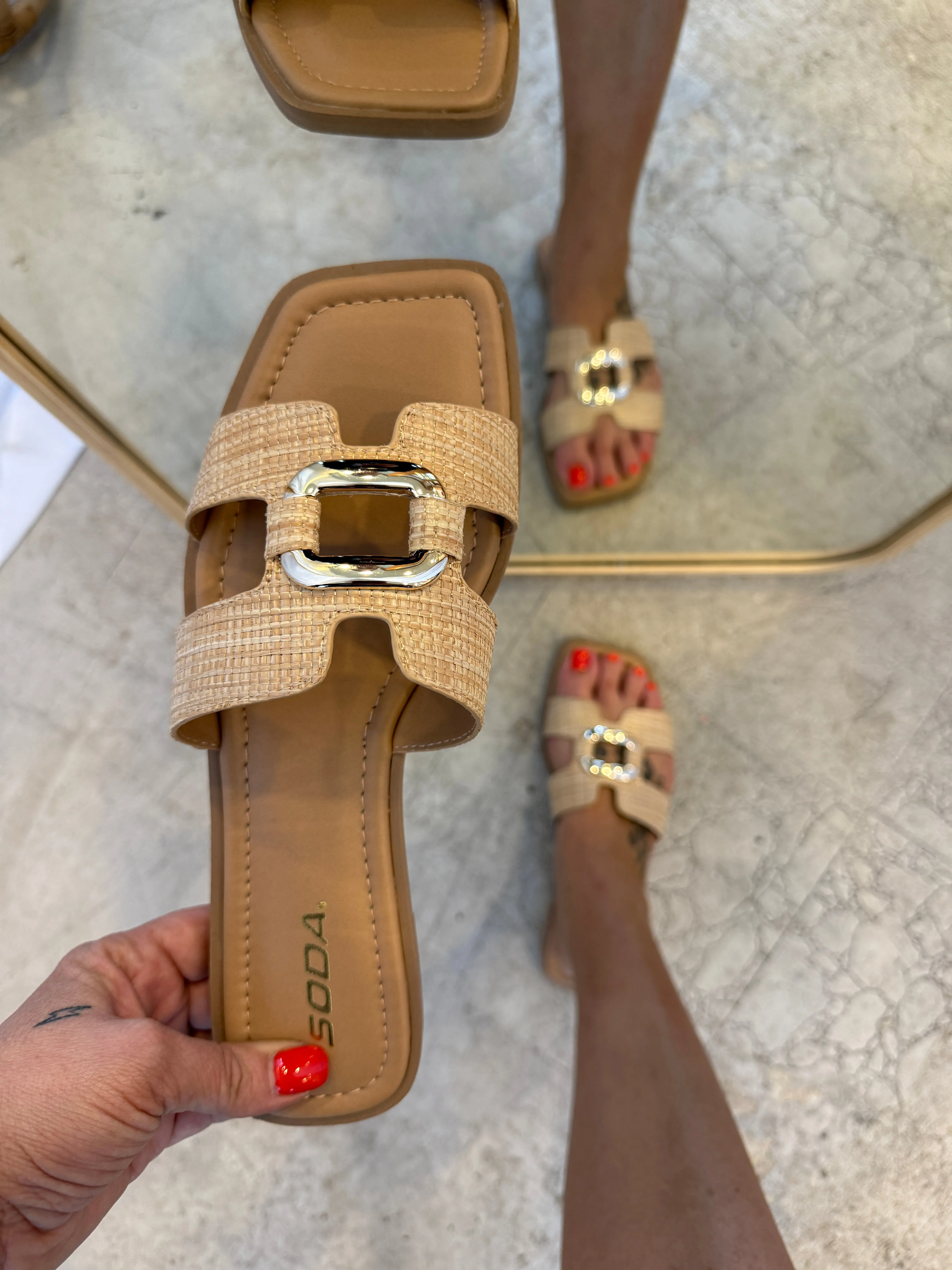 Soda Feng Sandal