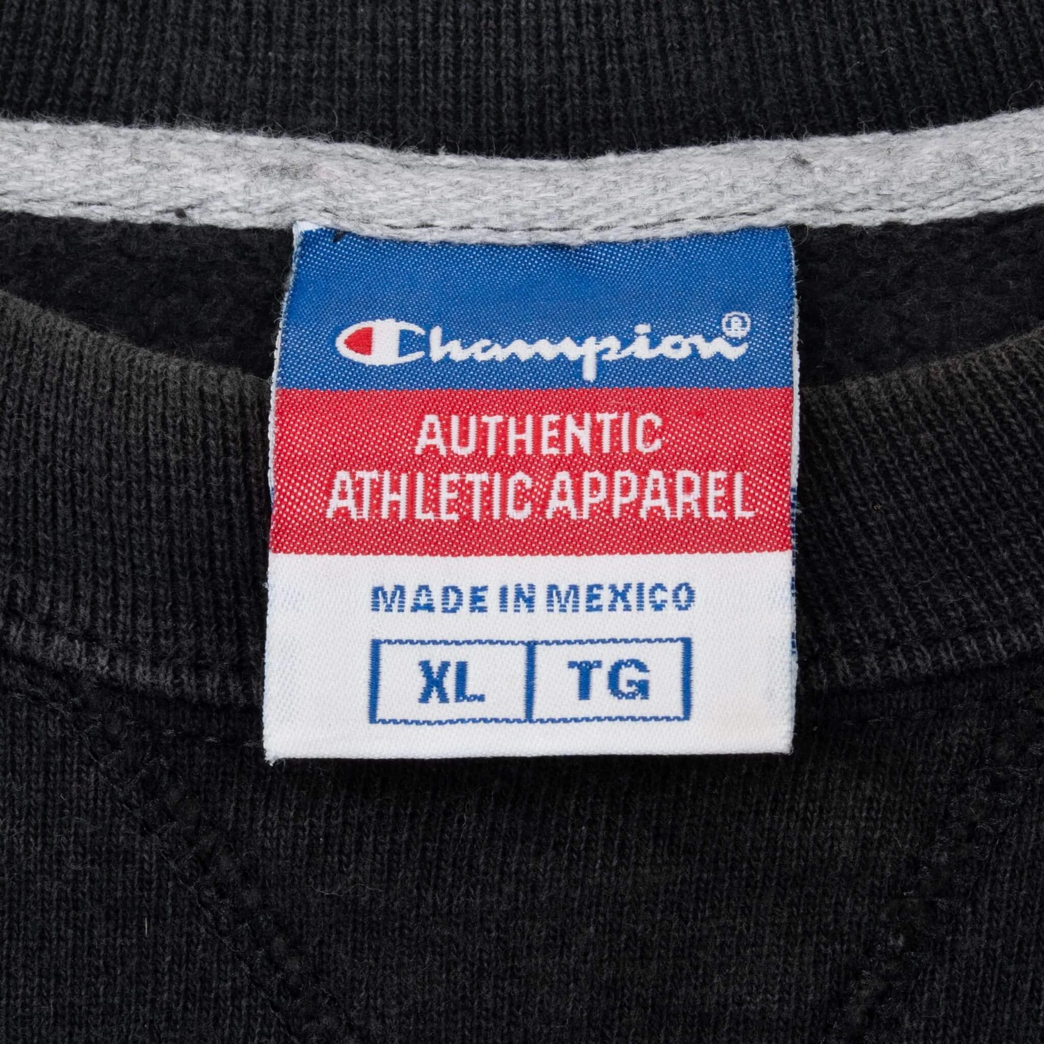VINTAGE CHAMPION CLASSIC BLACK SWEATSHIRT 2000S XL